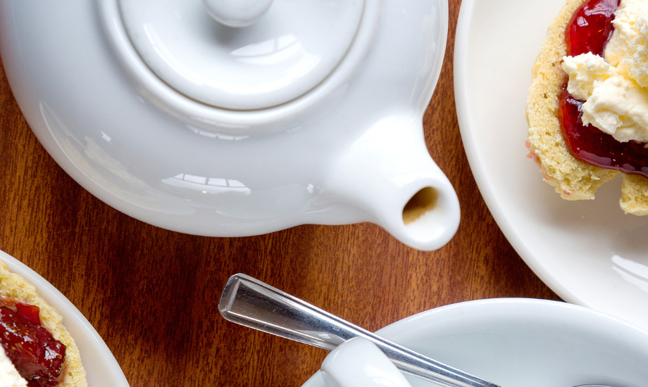 A cream tea with a tea pot